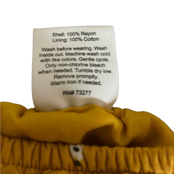 Girls Flowered Dress - Size 7 - Picture 5 of 5